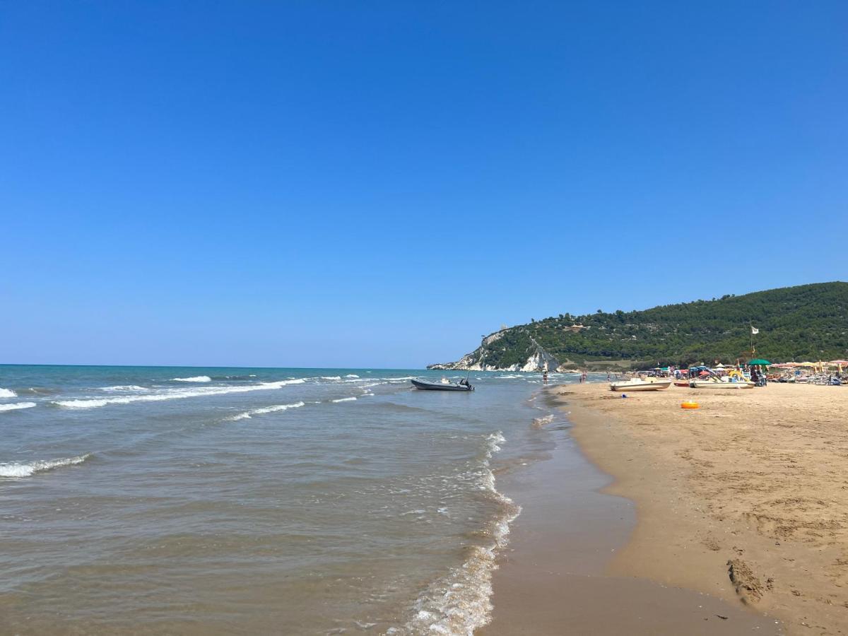 Casa Vacanze Refugium & Lounge Ferienwohnung Vico Del Gargano Exteriör bild